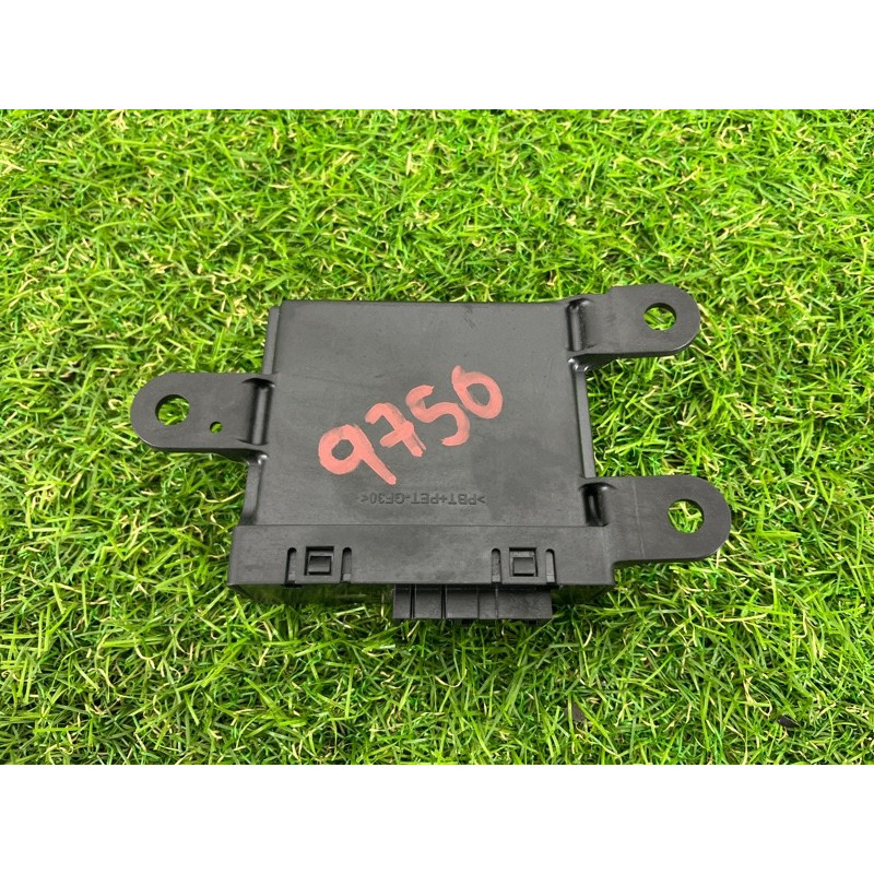 Блок управления парктрониками (электрика / блок управления) Jeep Grand Cherokee WK2 2014 3.0 Diesel EXF 68204477AC