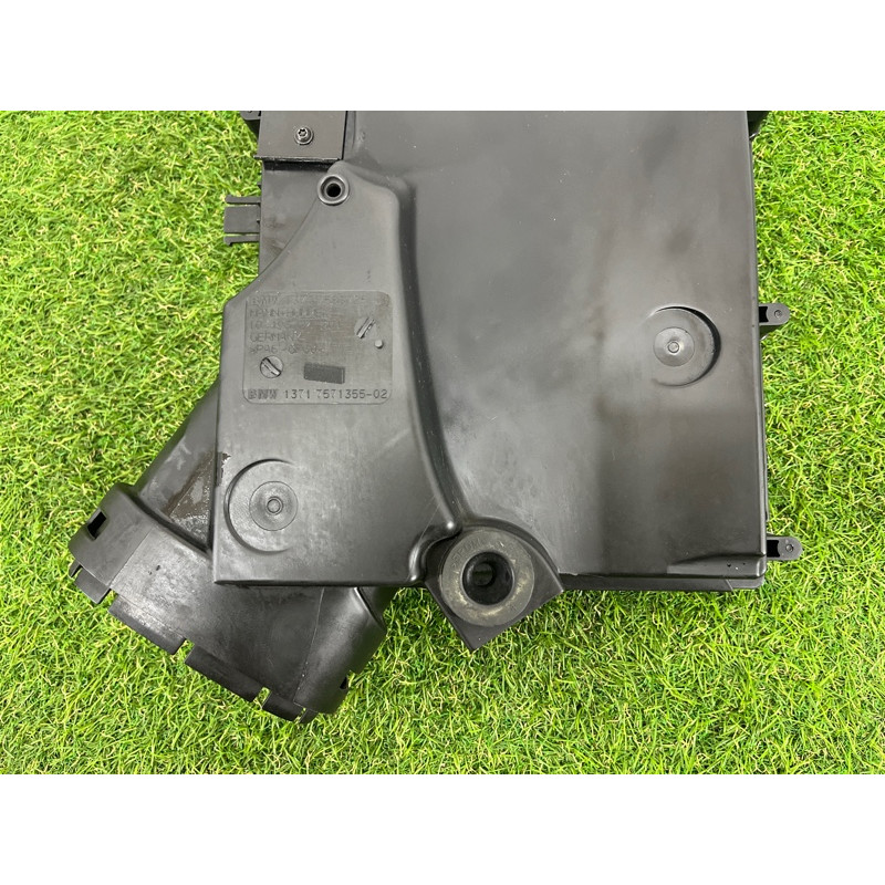 Корпус воздушного фильтра (впускная система) BMW 5-series Gran Turismo F07 2011 3.0 N55B30 13717583725