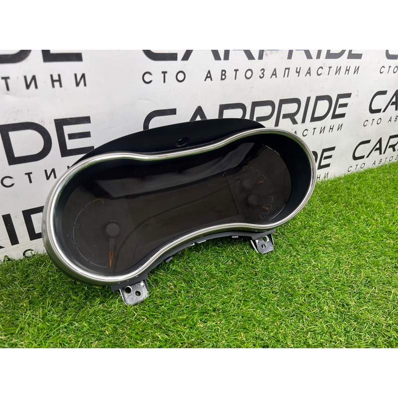 Панель приборов (салон) Jeep Grand Cherokee WK2 2014 3.0 Diesel EXF 68196799AJ