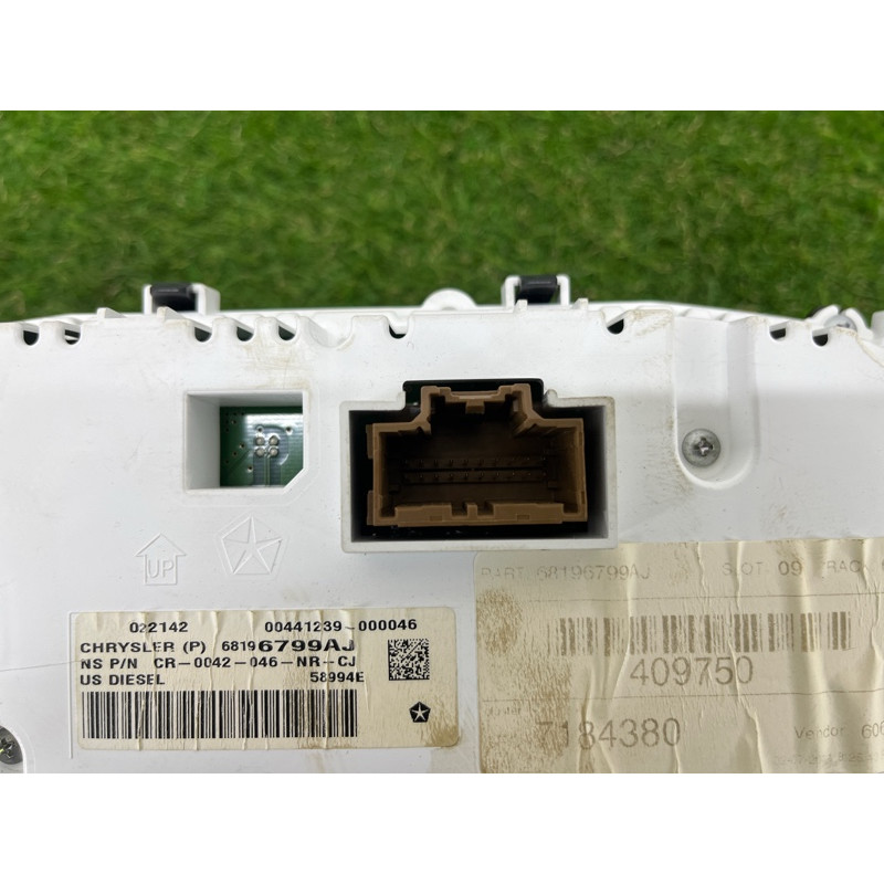 Панель приборов (салон) Jeep Grand Cherokee WK2 2014 3.0 Diesel EXF 68196799AJ