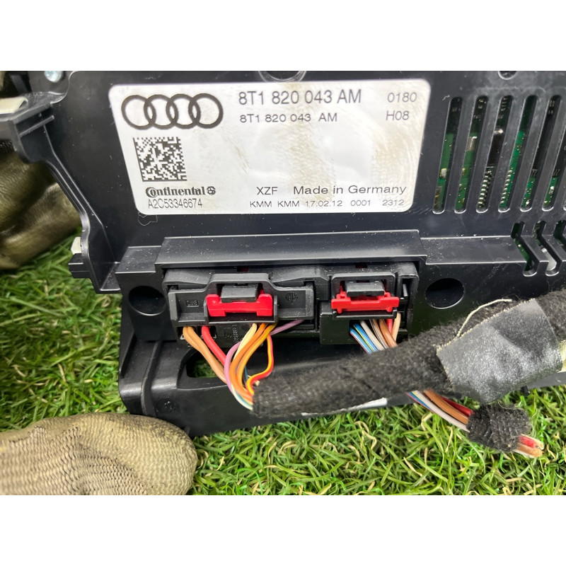 Блок управления климат-контролем (электрика / блок управления) AUDI A4 B8 2012 2.0 CAEB 8T1820043AGXZF