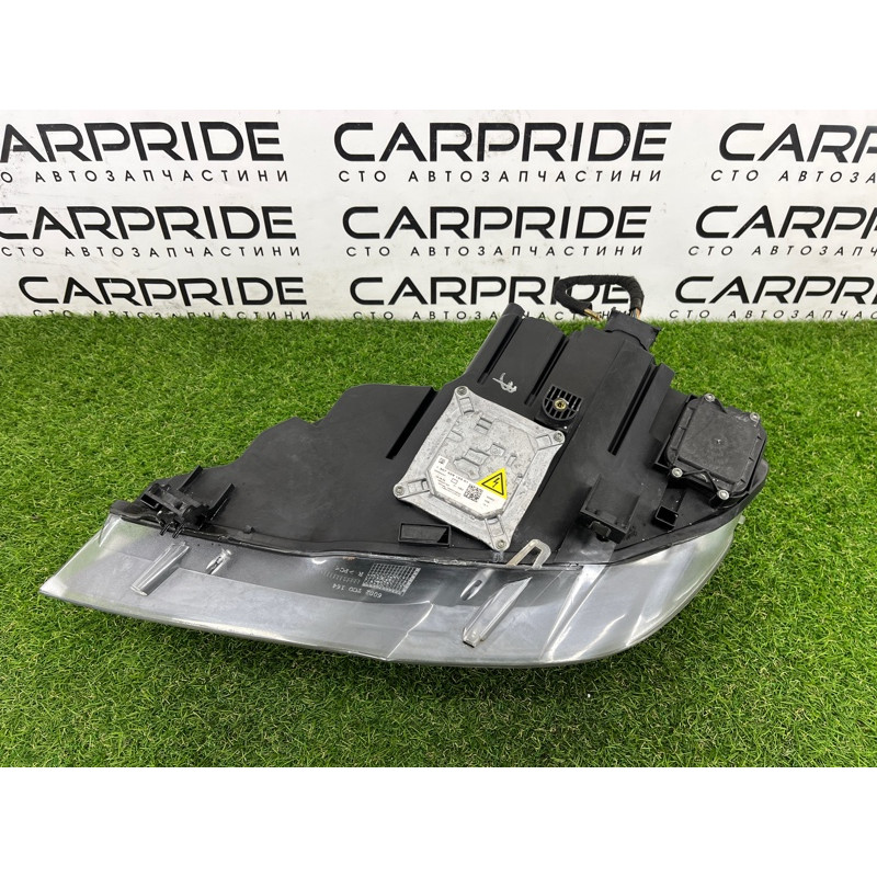 Фара (оптика) BMW X5 E70 2009 4.8 N62N 63117289002