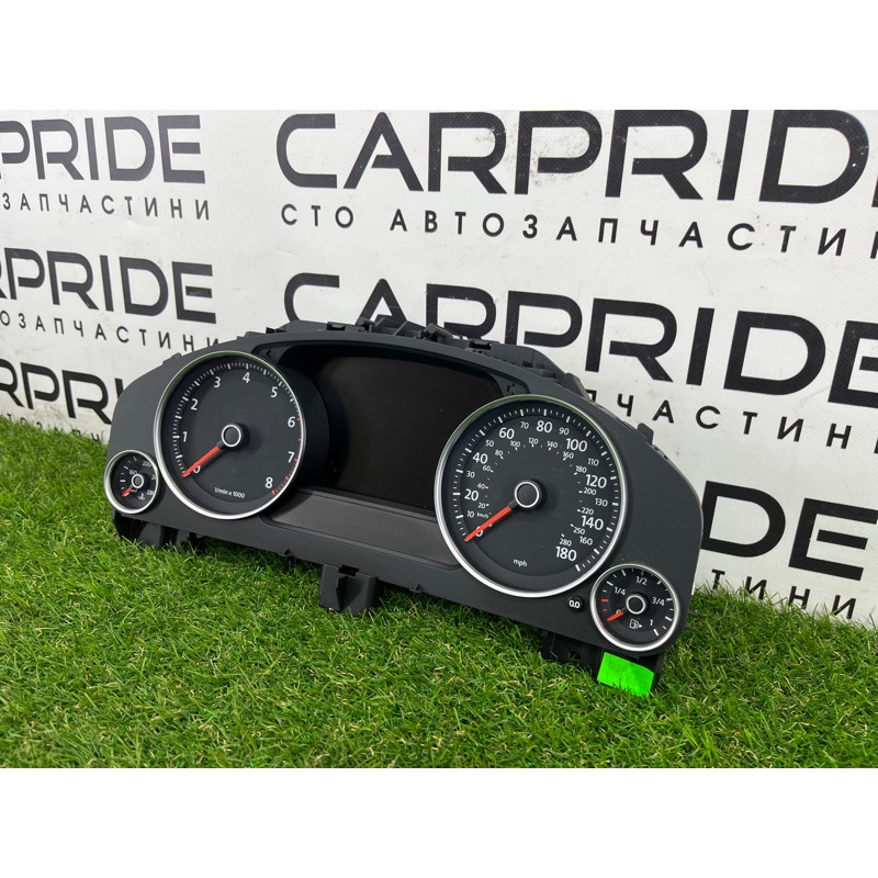 Панель приборов (салон) Volkswagen Touareg NF 2013 3.6 7P6920981E