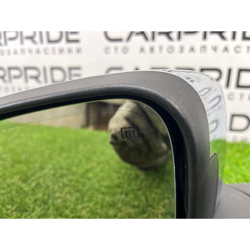 Зеркало (стекла и зеркала) Jeep Grand Cherokee WK2 2014 3.0 Diesel EXF 68236933AA