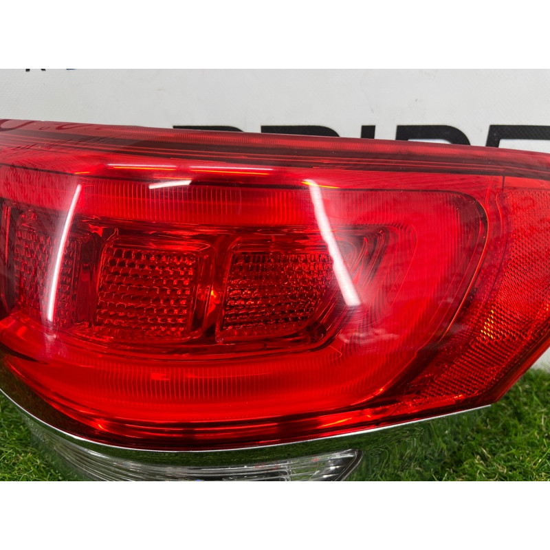 Задний фонарь (оптика) Jeep Grand Cherokee WK2 2017 3.6 68110016AE