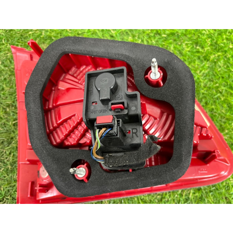 Задний фонарь (оптика) Volkswagen Touareg NF 2012 3.6 CGRA 7P6945094C