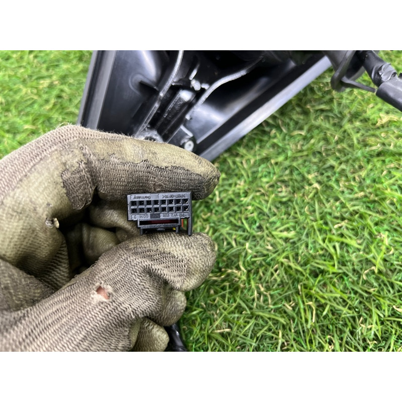 Зеркало (стекла и зеркала) AUDI Q5 8R 2012 3.2 CALB 8R1857409L01C