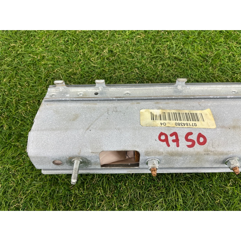 Airbag коленей (airbag / безопасность) Jeep Grand Cherokee WK2 2014 3.0 Diesel EXF 5SG32HL1AA