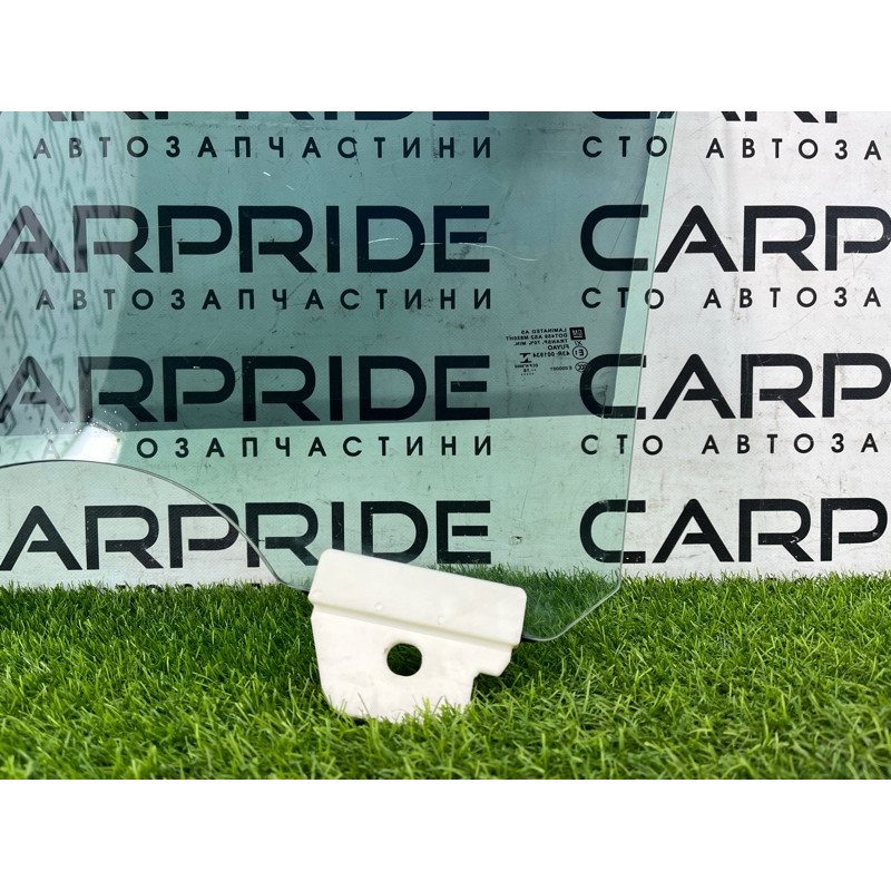 Стекло (кузов и элементы) Cadillac Xt5 1 2016 3.6 84322931