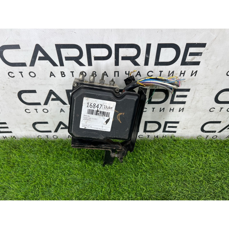 Блок abs (тормозная система) Nissan Juke F15 2011 1.6 476601KA4C