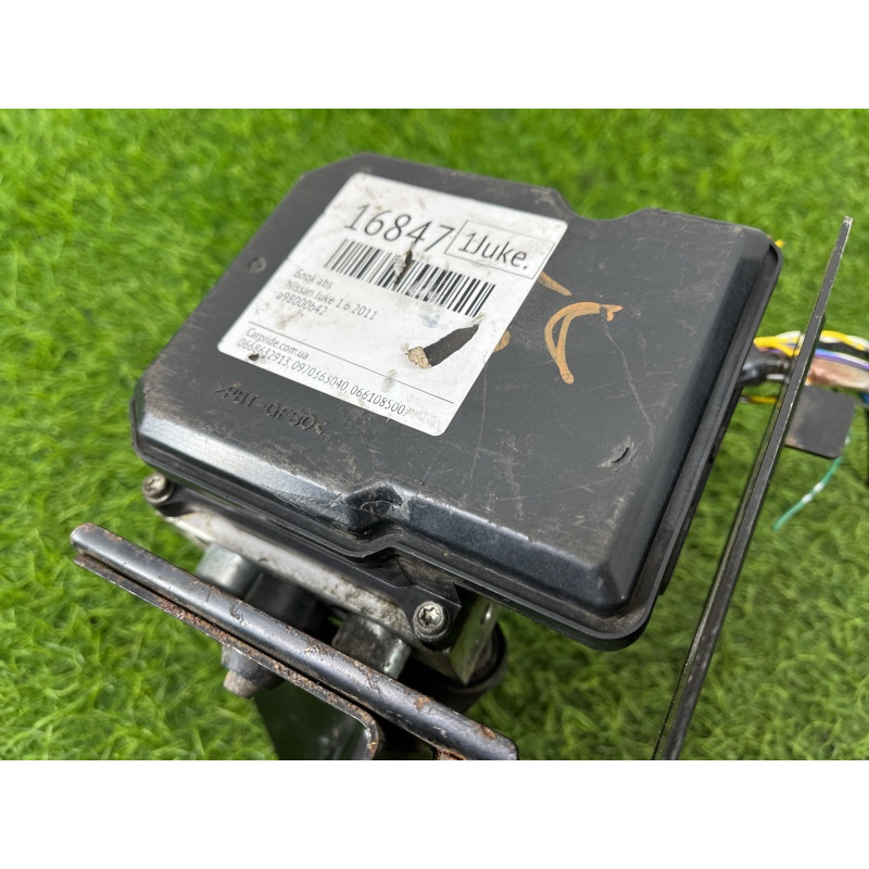 Блок abs (тормозная система) Nissan Juke F15 2011 1.6 476601KA4C