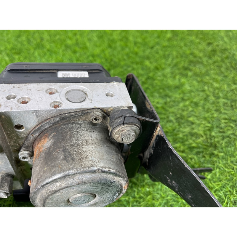 Блок abs (тормозная система) Nissan Juke F15 2011 1.6 476601KA4C