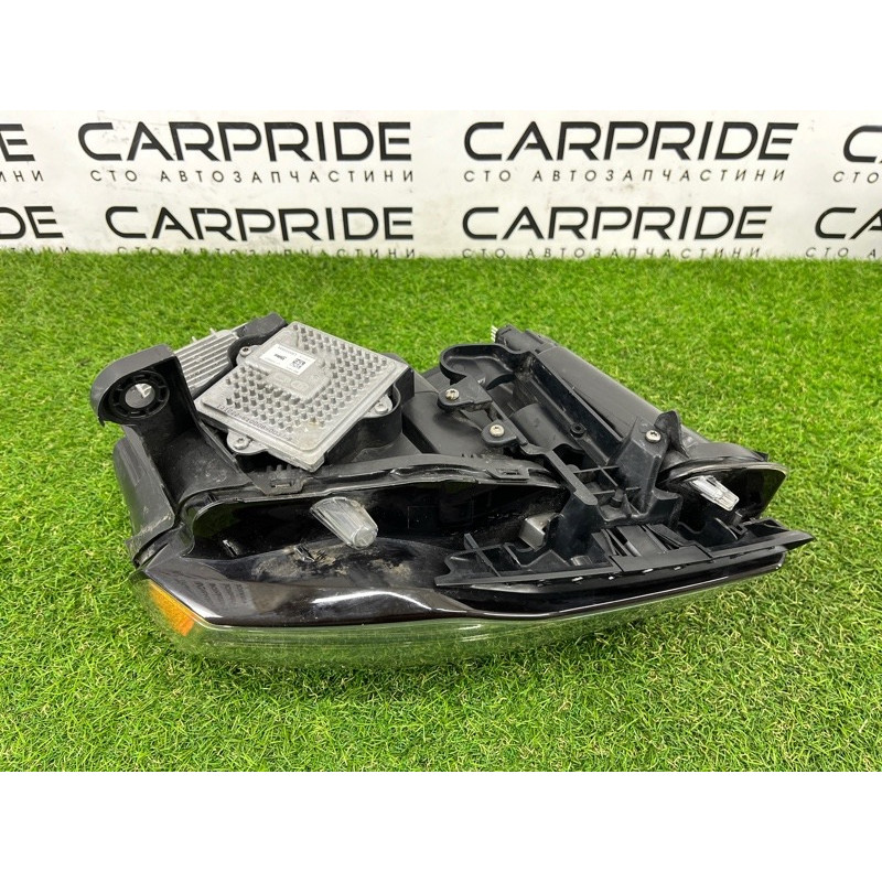 Фара (оптика) Jeep Grand Cherokee WK2 2014 3.0 Diesel EXF 68111001AE