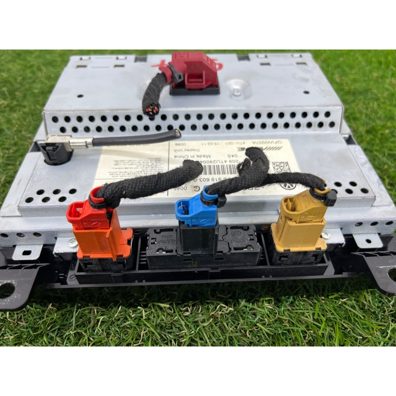 Монитор (электрика) Volkswagen Touareg NF 2011 3.0 TDI 7P6919603C