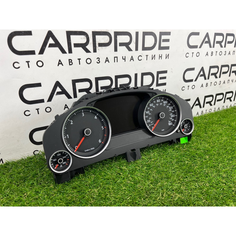 Панель приборов (салон) Volkswagen Touareg NF 2011 3.0 TDI 7P6920980N