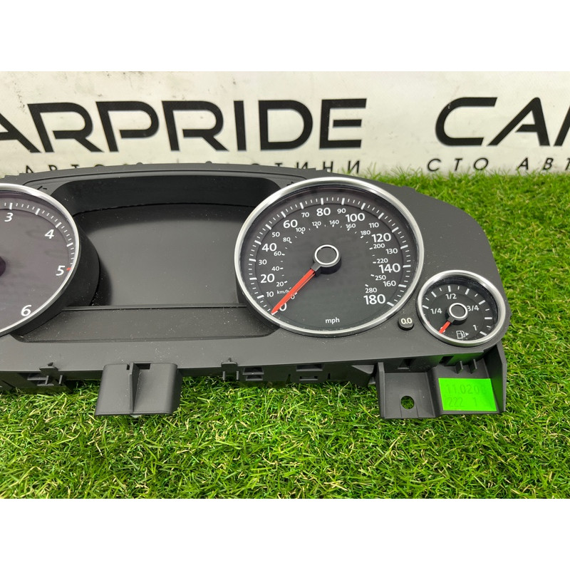 Панель приборов (салон) Volkswagen Touareg NF 2011 3.0 TDI 7P6920980N