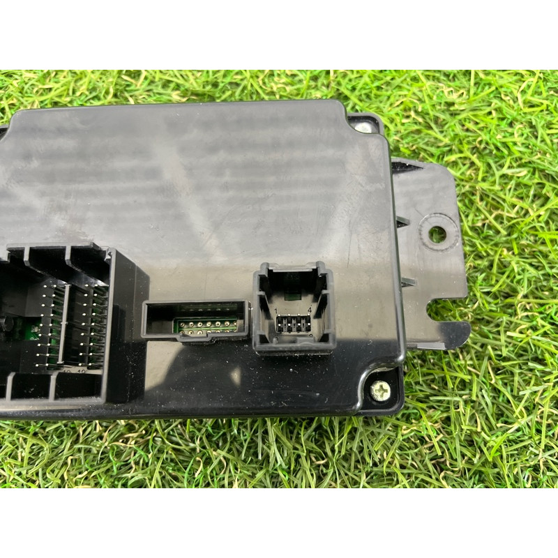 Блок управления климат-контролем (электрика / блок управления) Jeep Grand Cherokee WK2 2017 3.6 68310360AA