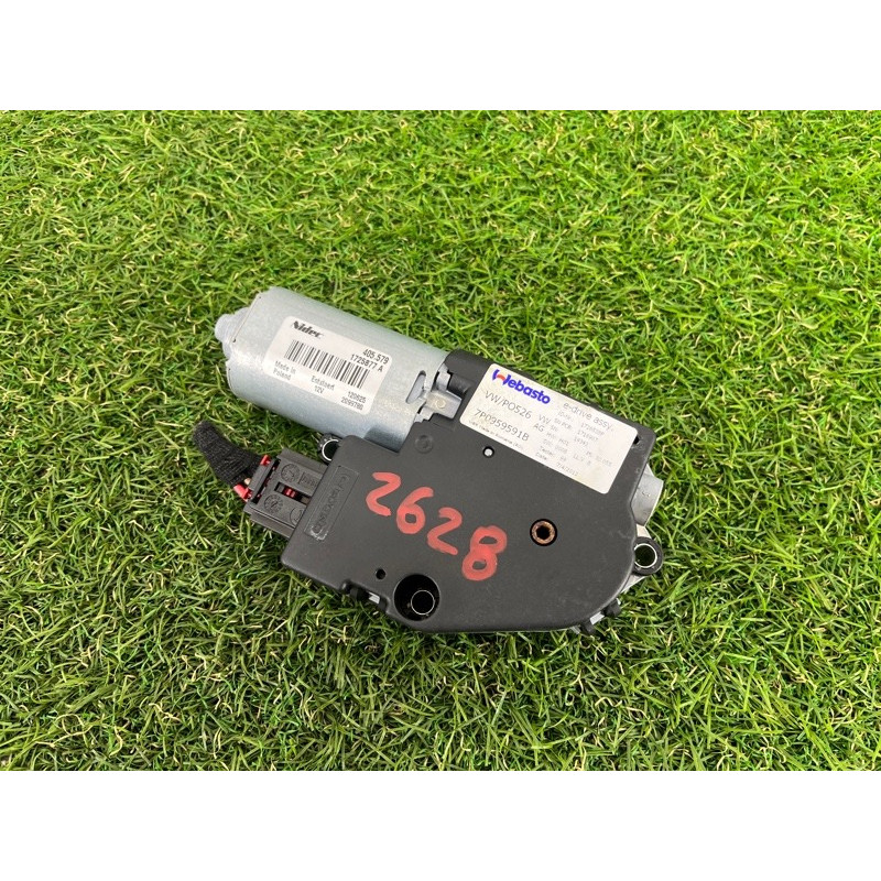 Мотор люка (электрика) Volkswagen Touareg NF 2013 3.6 7P0959591D