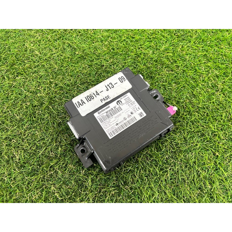 Блок бесключевого доступа (электрика / блок управления) Jeep Grand Cherokee WK2 2020 3.6 68454195AA