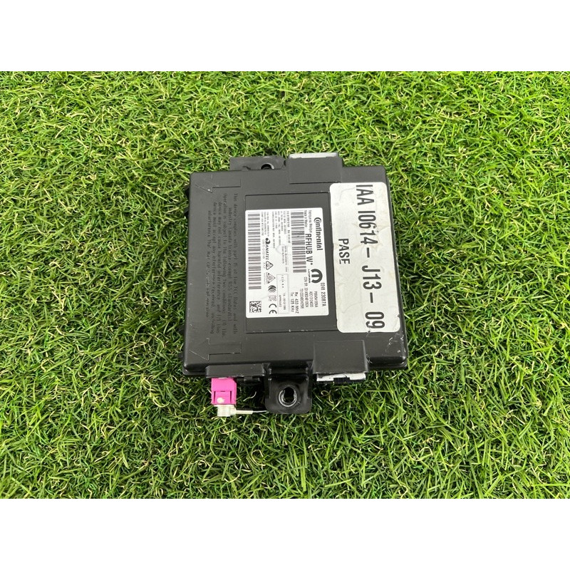 Блок бесключевого доступа (электрика / блок управления) Jeep Grand Cherokee WK2 2020 3.6 68454195AA