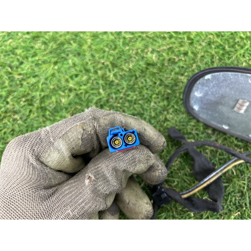 Антенна (электрика) Jeep Grand Cherokee WK2 2014 3.0 Diesel EXF 1YG06LAUAC