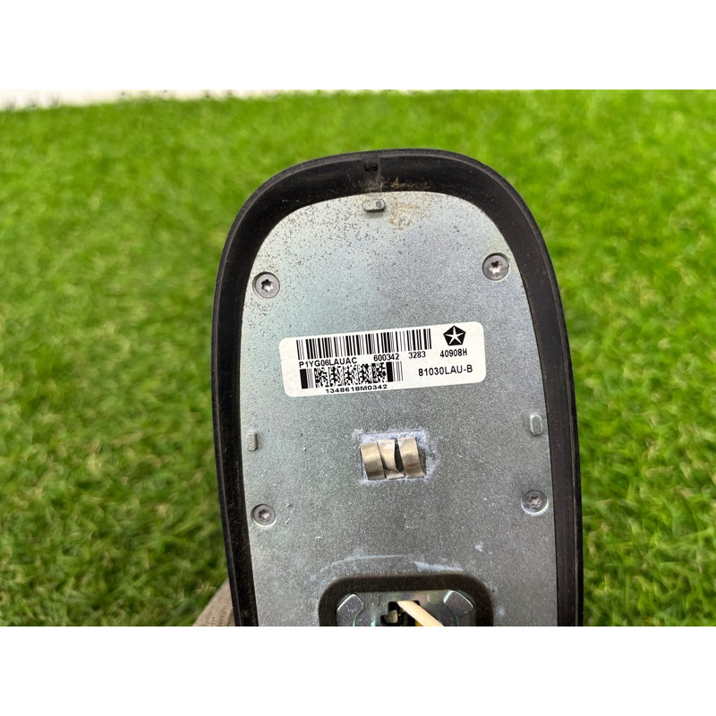 Антенна (электрика) Jeep Grand Cherokee WK2 2014 3.0 Diesel EXF 1YG06LAUAC