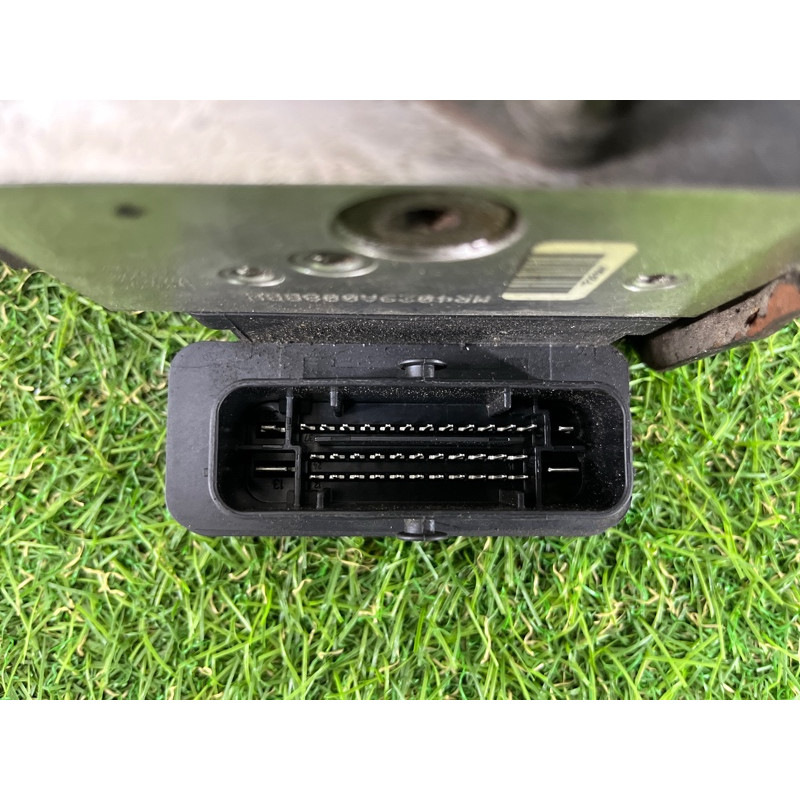 Блок abs (тормозная система) Jeep Grand Cherokee WK2 2014 3.0 Diesel EXF 68225504AB