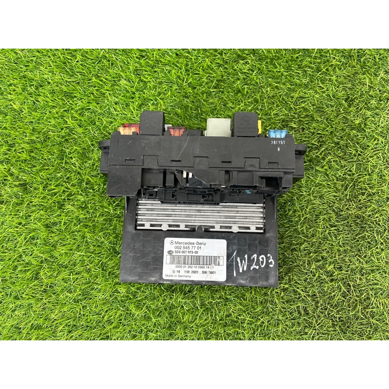 Блок управления SAM (электрика / блок управления) Mercedes-Benz C-class W203 1.8 M111.951 A2039060005