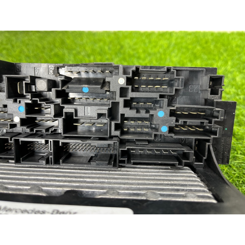 Блок управления SAM (электрика / блок управления) Mercedes-Benz C-class W203 1.8 M111.951 A2039060005