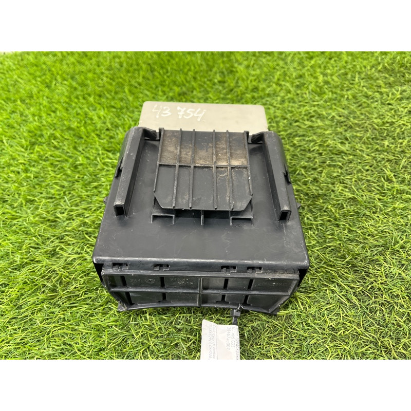 Блок запобіжників (електрика) Infiniti G35 V35 2004 284B7AQ007