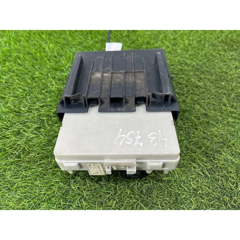 Блок запобіжників (електрика) Infiniti G35 V35 2004 284B7AQ007