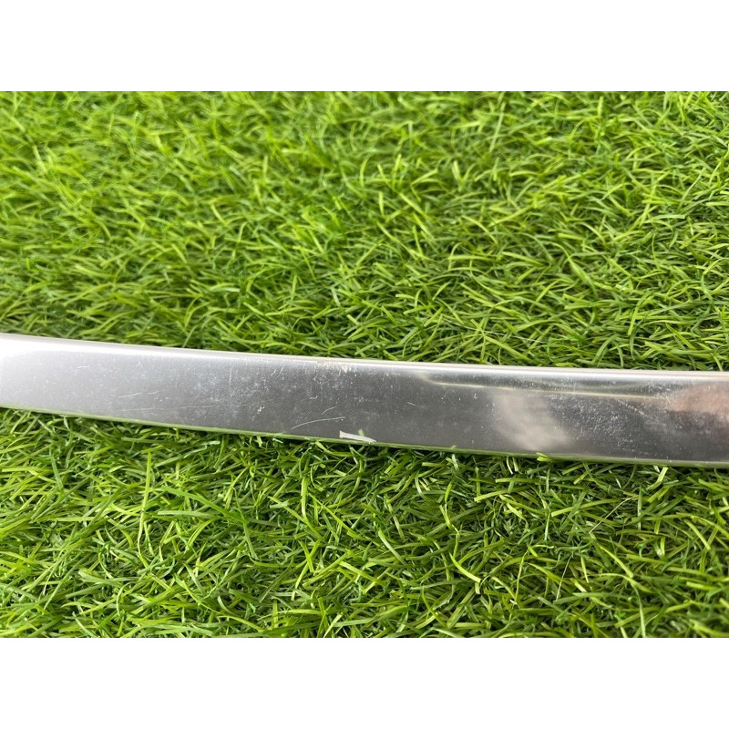 Накладка стійки лобового скла (кузов і елементи) BMW 3-series E93 2010 3.0 N52 51377119099