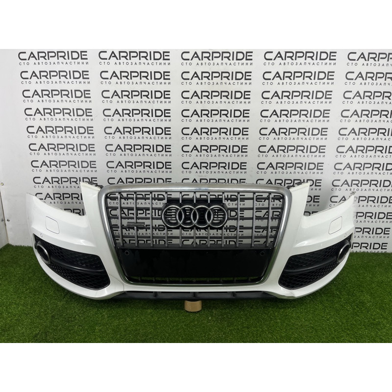 Бампер (наружные элементы кузова) AUDI Q5 8R 2012 3.2 CALB 8R0807105CGRU