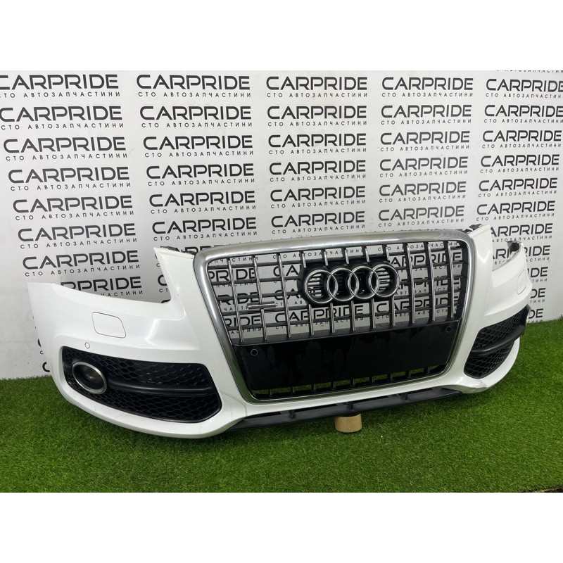 Бампер (наружные элементы кузова) AUDI Q5 8R 2012 3.2 CALB 8R0807105CGRU