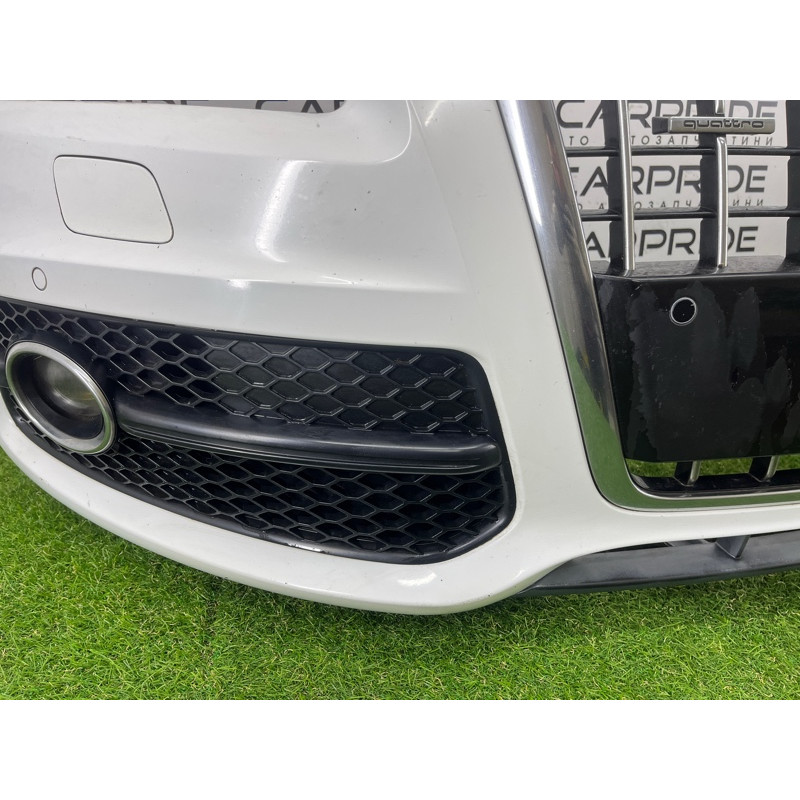 Бампер (наружные элементы кузова) AUDI Q5 8R 2012 3.2 CALB 8R0807105CGRU
