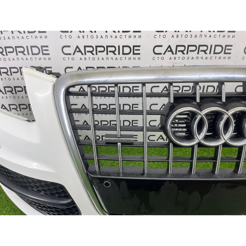 Бампер (наружные элементы кузова) AUDI Q5 8R 2012 3.2 CALB 8R0807105CGRU