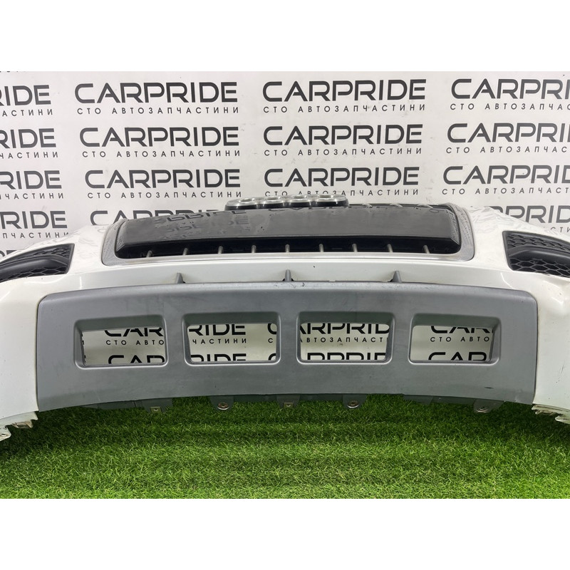 Бампер (наружные элементы кузова) AUDI Q5 8R 2012 3.2 CALB 8R0807105CGRU