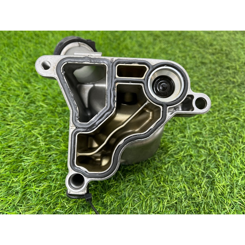 Корпус масляного фильтра (двигатель и элементы) BMW 3-series E93 2010 3.0 N52 11428642283