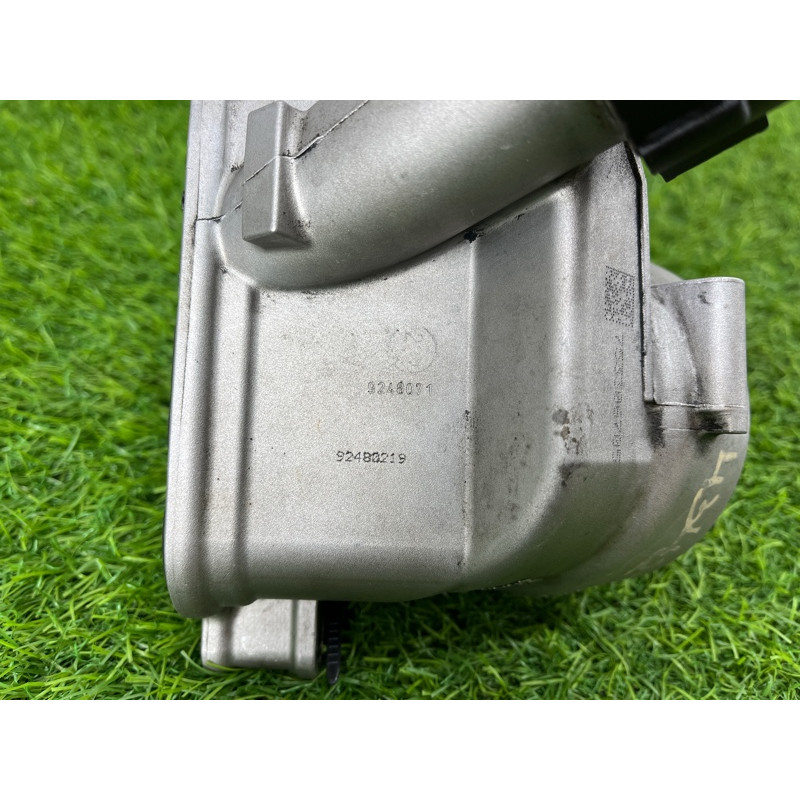 Корпус масляного фильтра (двигатель и элементы) BMW 3-series E93 2010 3.0 N52 11428642283