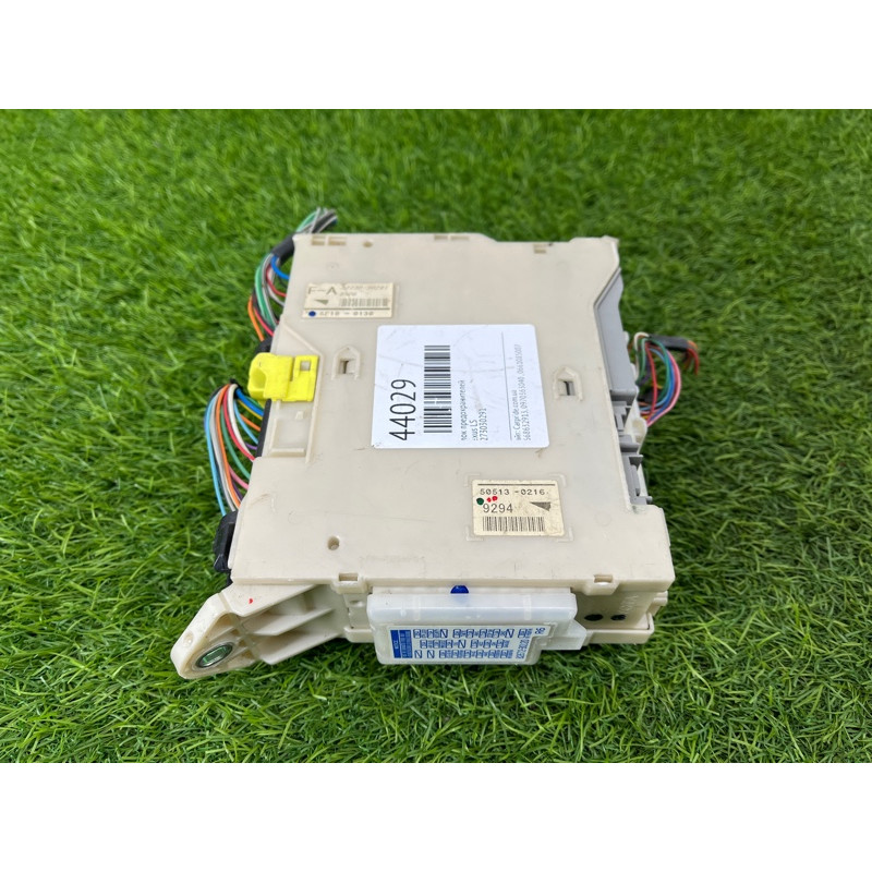 Блок предохранителей (электрика) Lexus GS S190 2006 8273030291