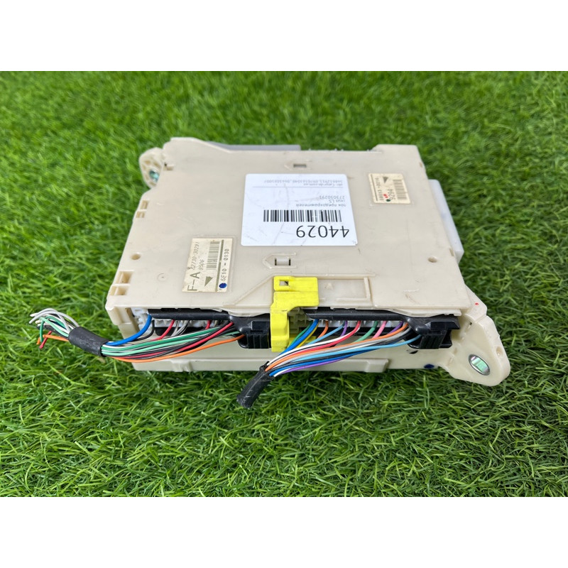 Блок предохранителей (электрика) Lexus GS S190 2006 8273030291