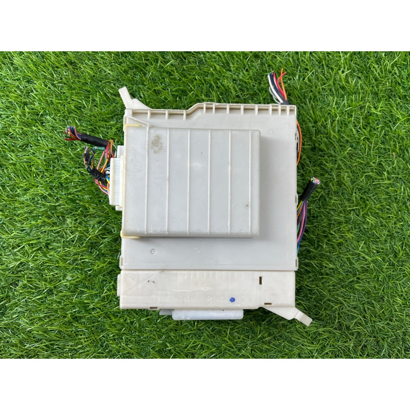 Блок предохранителей (электрика) Lexus GS S190 2006 8273030291