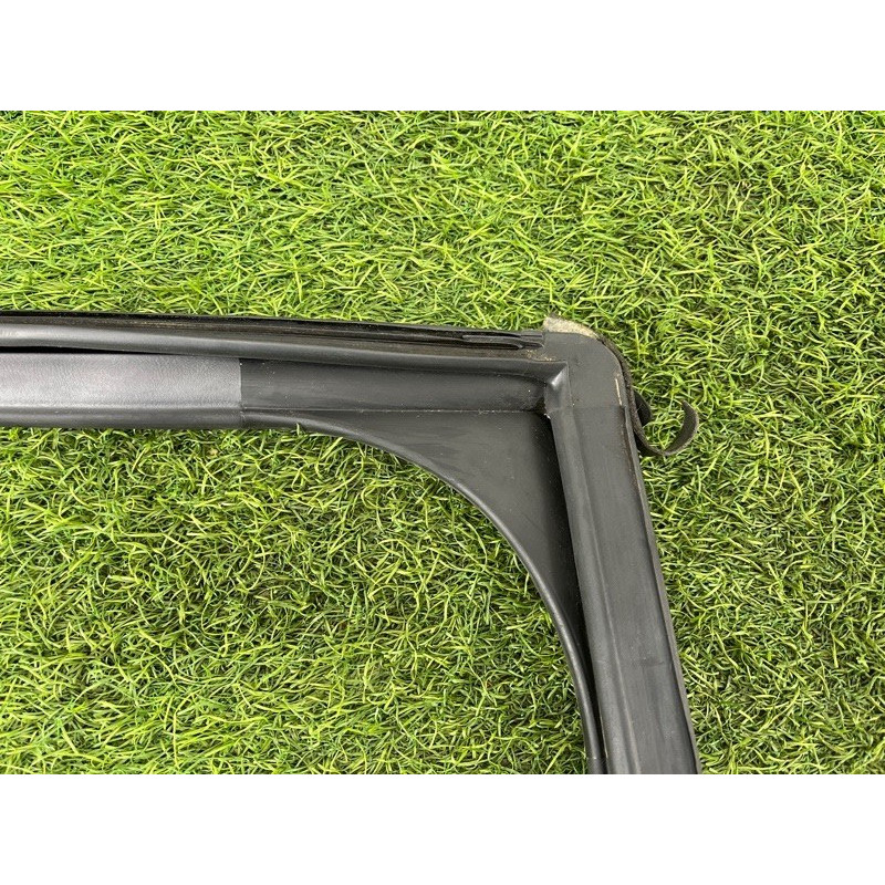 Форточка двери (кузов и элементы) Ford Explorer MK5 2017 3.7 BB5Z7825766B