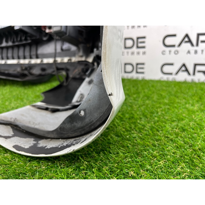 Бампер (наружные элементы кузова) AUDI Q5 8R 2012 3.2 CALB 8R0807303BGRU