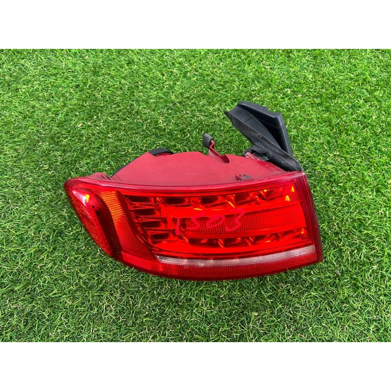 Задний фонарь (оптика) AUDI A4 B8 2012 2.0 CAEB 8K5945095L