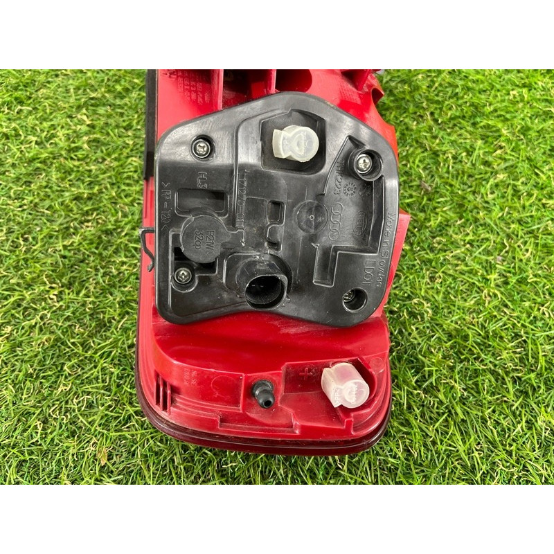 Задний фонарь (оптика) AUDI A4 B8 2012 2.0 CAEB 8K5945095L