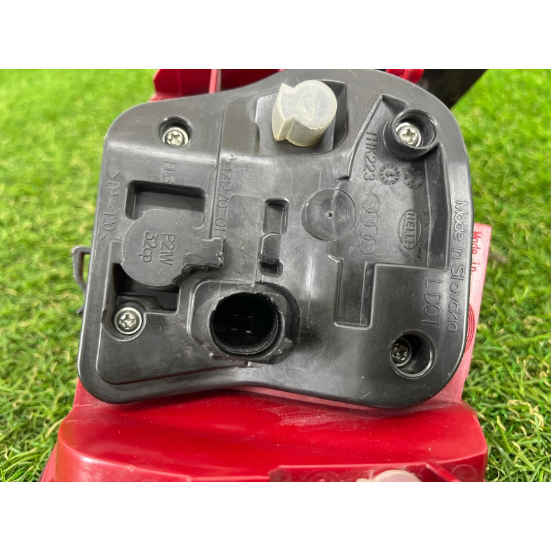 Задний фонарь (оптика) AUDI A4 B8 2012 2.0 CAEB 8K5945095L