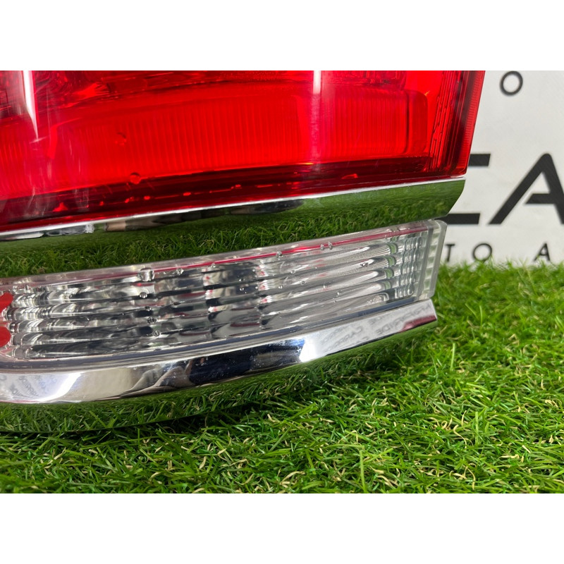 Задний фонарь (оптика) Jeep Grand Cherokee WK2 2017 3.6 68110017AE