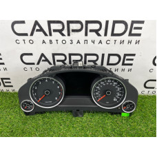 Панель приборов