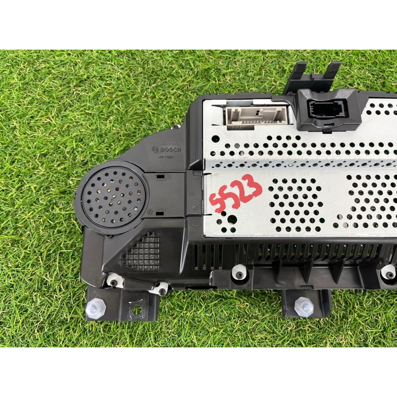 Панель приборов (салон) Volkswagen Touareg NF 2012 3.6 CGRA 7P6920981E